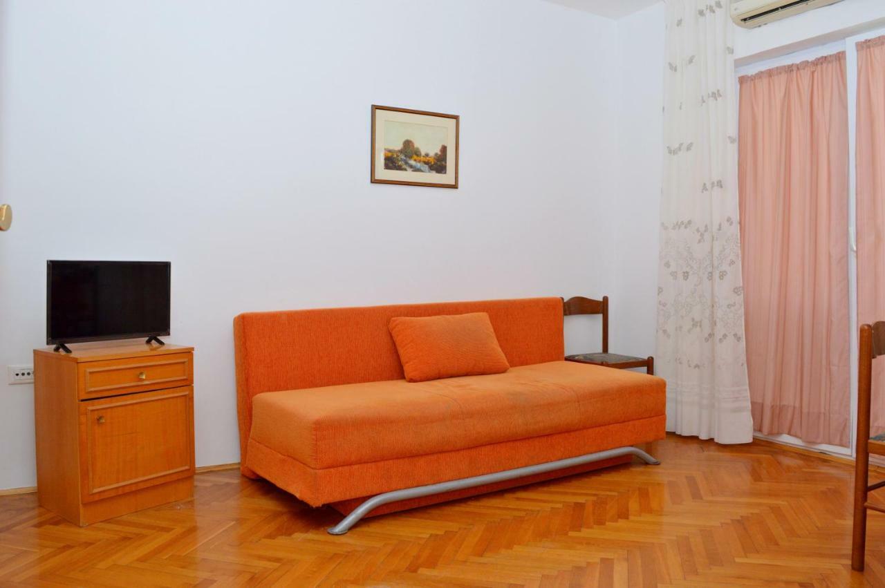 Apartmani Macak II โนวาลยา ภายนอก รูปภาพ